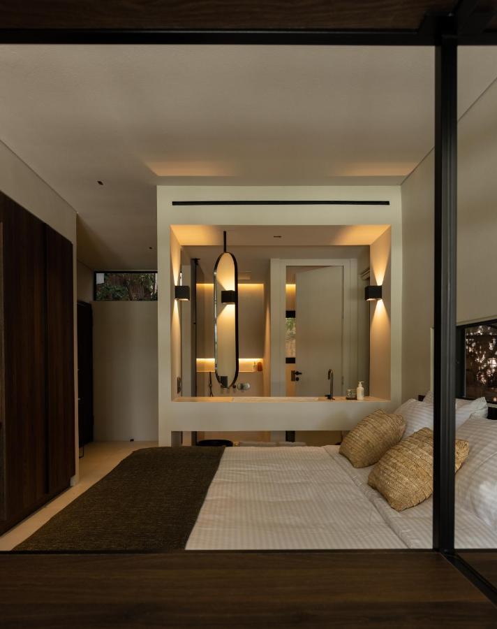 Vouliagmeni Apartments 18 Athens Luaran gambar