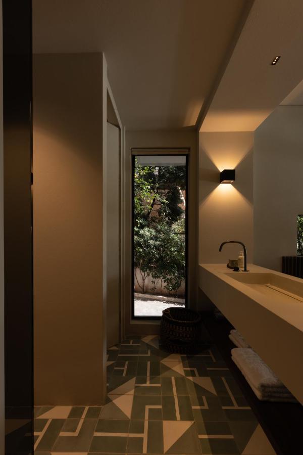 Vouliagmeni Apartments 18 Athens Luaran gambar