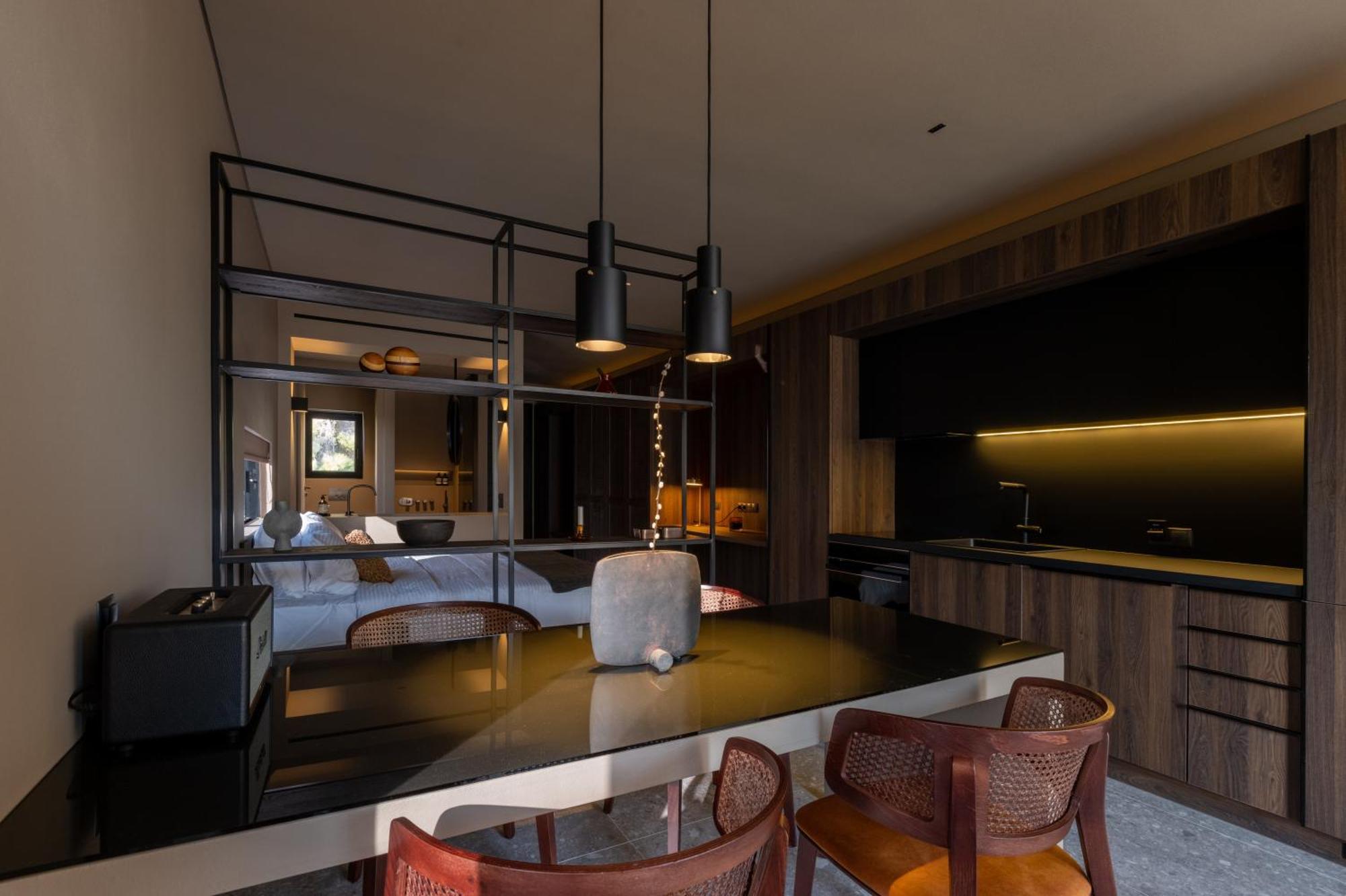 Vouliagmeni Apartments 18 Athens Luaran gambar